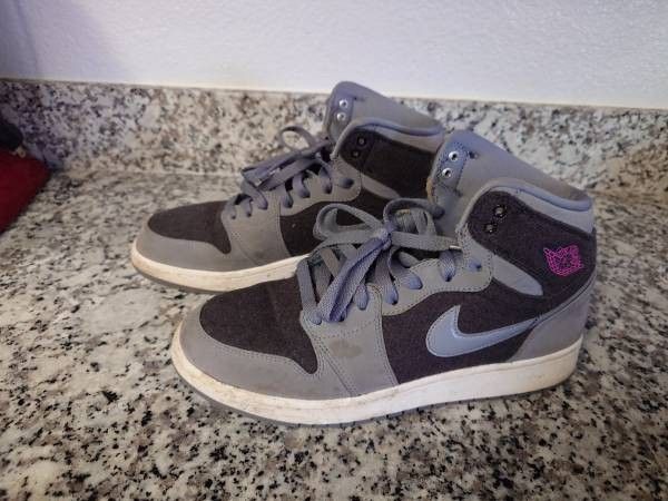 Jordan 1 7.5Y Girl's Shoes
