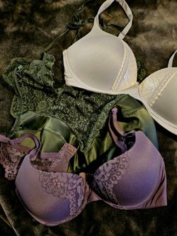 Victoria's Secret Bras 34D