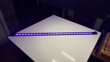 Fluval Aquasky 1200mm aquarium light