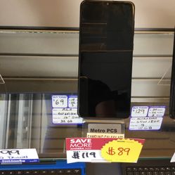 CELL  PHONE  SAMSUNG , Model : SMA022MDS 