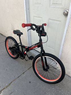TREK BIKE SIZE 20