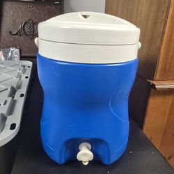 Igloo Jug
