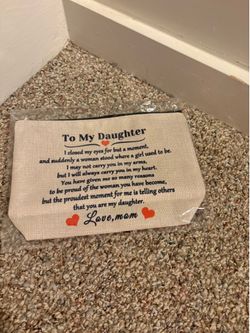 Mom to Daughter Gift Pouch