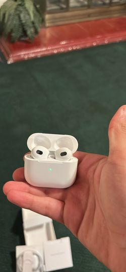 AirPod Generation 3