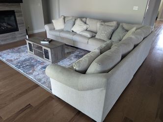 🛋️ 5-Piece Sectional – Modern Linen Style (Ashley Carnaby)