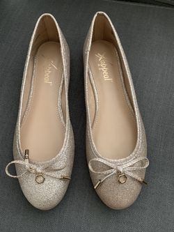 Girls Flat Shoes Size 6.5