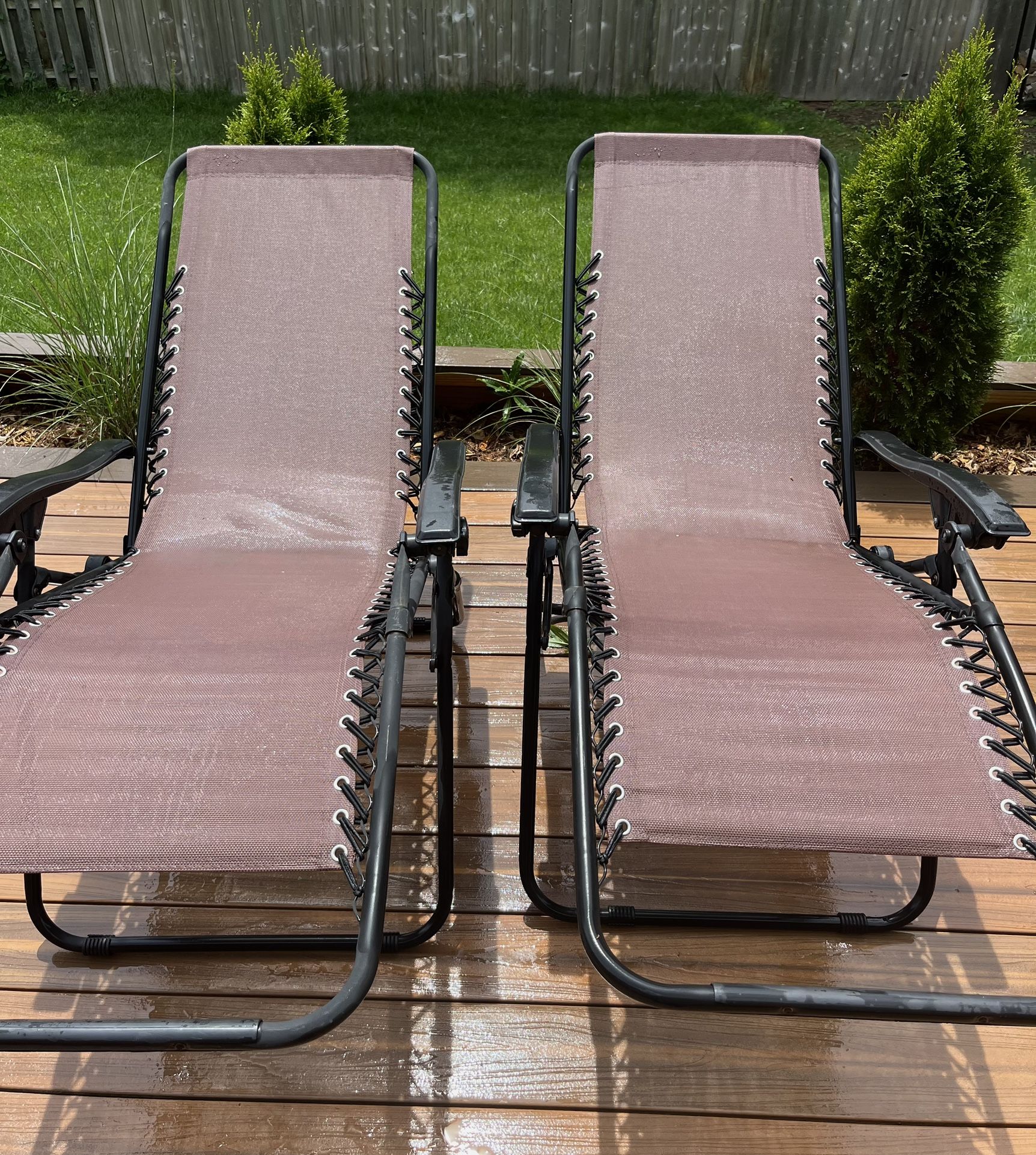 Set Of 2 Zero Gravity Lawn Chairs