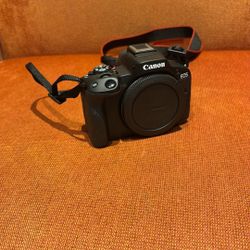 Canon R50 Full Package