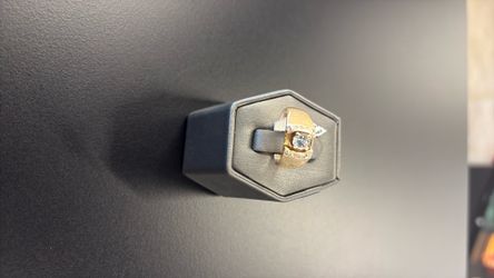 14k Solitaire Wedding Band