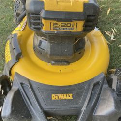 lawn-mower  Dewalt 