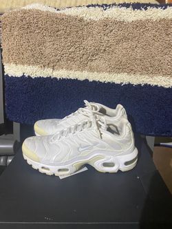 Nike Airmax- Big Kids 7