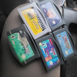 5 Gameboy Advance Games Mario, Yoshis, pokemon, Warioland 4, Tetris