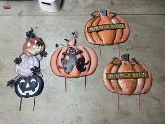 Fall Decor - Pumpkin Yard Stakes