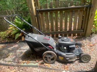 Self propelled  Craftsman mower with bagger