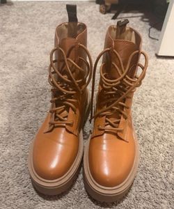Celine boots worn only two times like New
