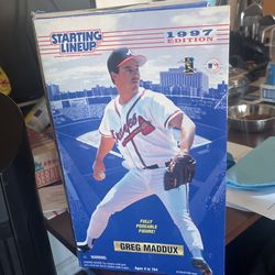 Gregg Maddux fully poseable figure from starting lineup, 1997 addition