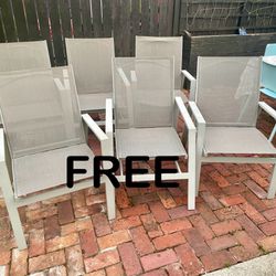 FREE 6 outdoor Patio Chairs 