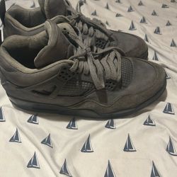 Jordan 4s