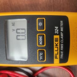 Fluke Meter 324