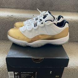 VNDS JORDAN 11 LOW GOLD SIZE 8.5