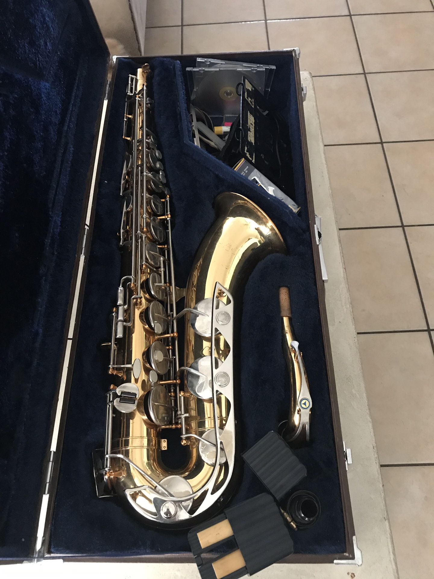 Leblanc Vito Saxophone alto (Japanese)