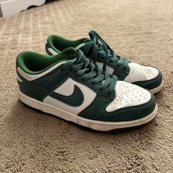 Nike Varsity Green Dunks