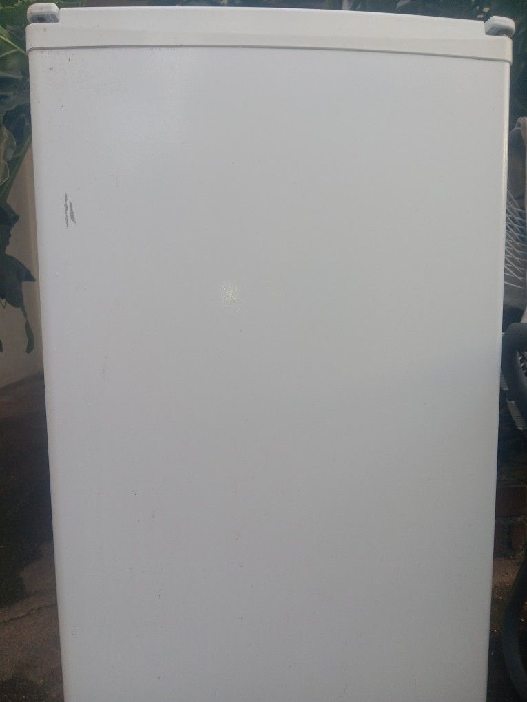 Refrigerator, Mini