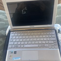 Laptop 