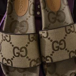 Guccis Slides