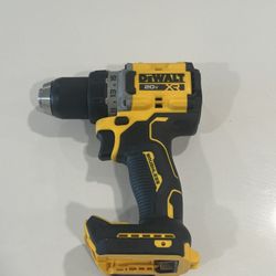🔧 FOR SALE: DeWalt 20V Max XR 1/2” Brushless Cordless Drill Driver (DCD800B) – BRAND NEW (Open Box)