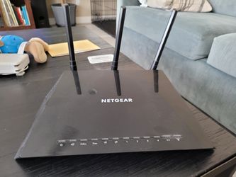 Netgear R6400 AC1750 router 