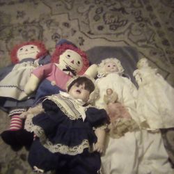 Some Antique Dolls Few Ceramic Raggedy Ann And Raggedy Andy Decent Shape Ceramic Very Good Shape Would Prefer To Sell Together Proceeds Will Help My D