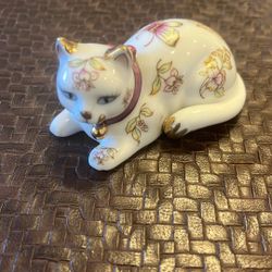 Cat Figurine - Porcelain Made in Japan 1986