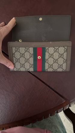 Women’s Bi Fold Wsllet, Brand New