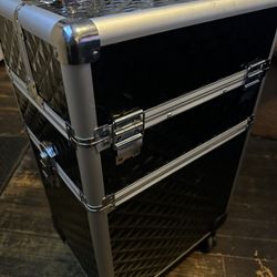 Nail Suitcase