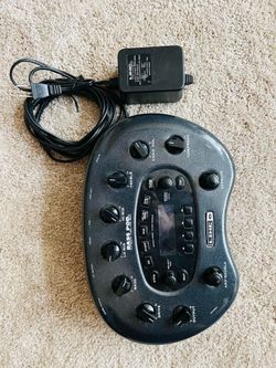 BASS POD LINE 6 AMP & EFFECTS MODELER