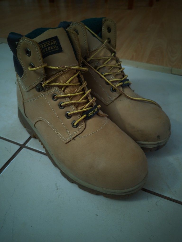 Men's Work Boots Size 11