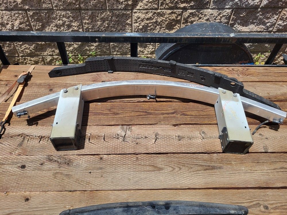 2018 Tesla Front Bumper Rebar + Absorber