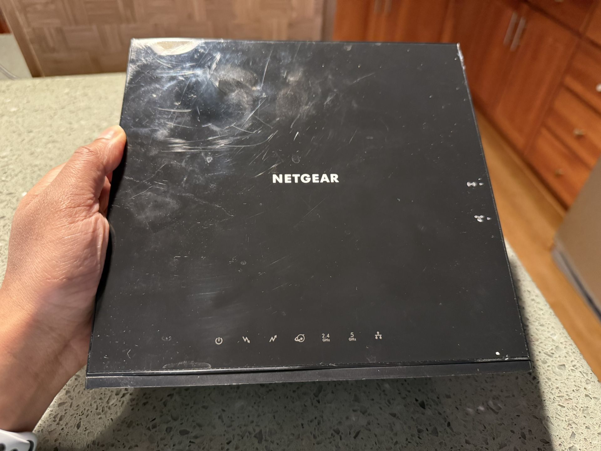 Netgear C6250 Ac1600 Cable Modem Router