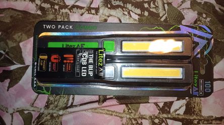 New 2 Pack Flashlight Set. Magnetic Back. Pocket Clip