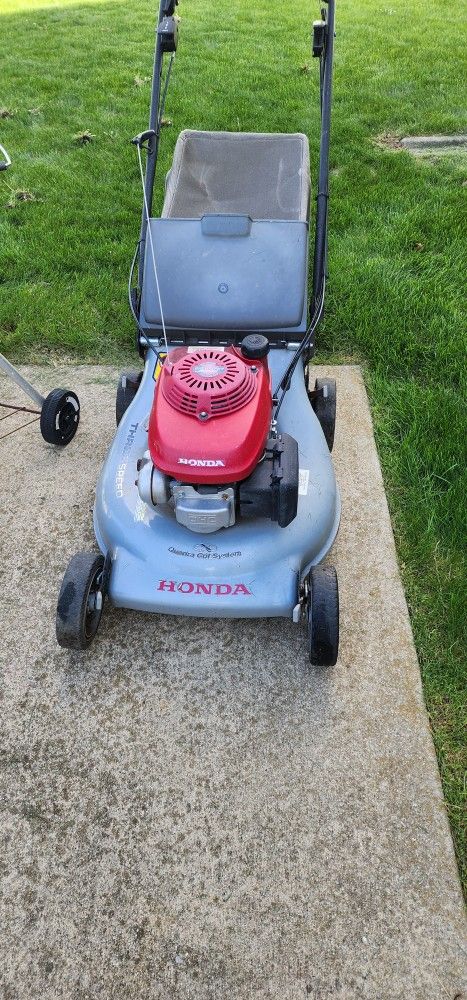 Honda HHR216 Mower (Parts)