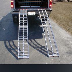 Brand new 7.5 feet aluminum ramps for 140