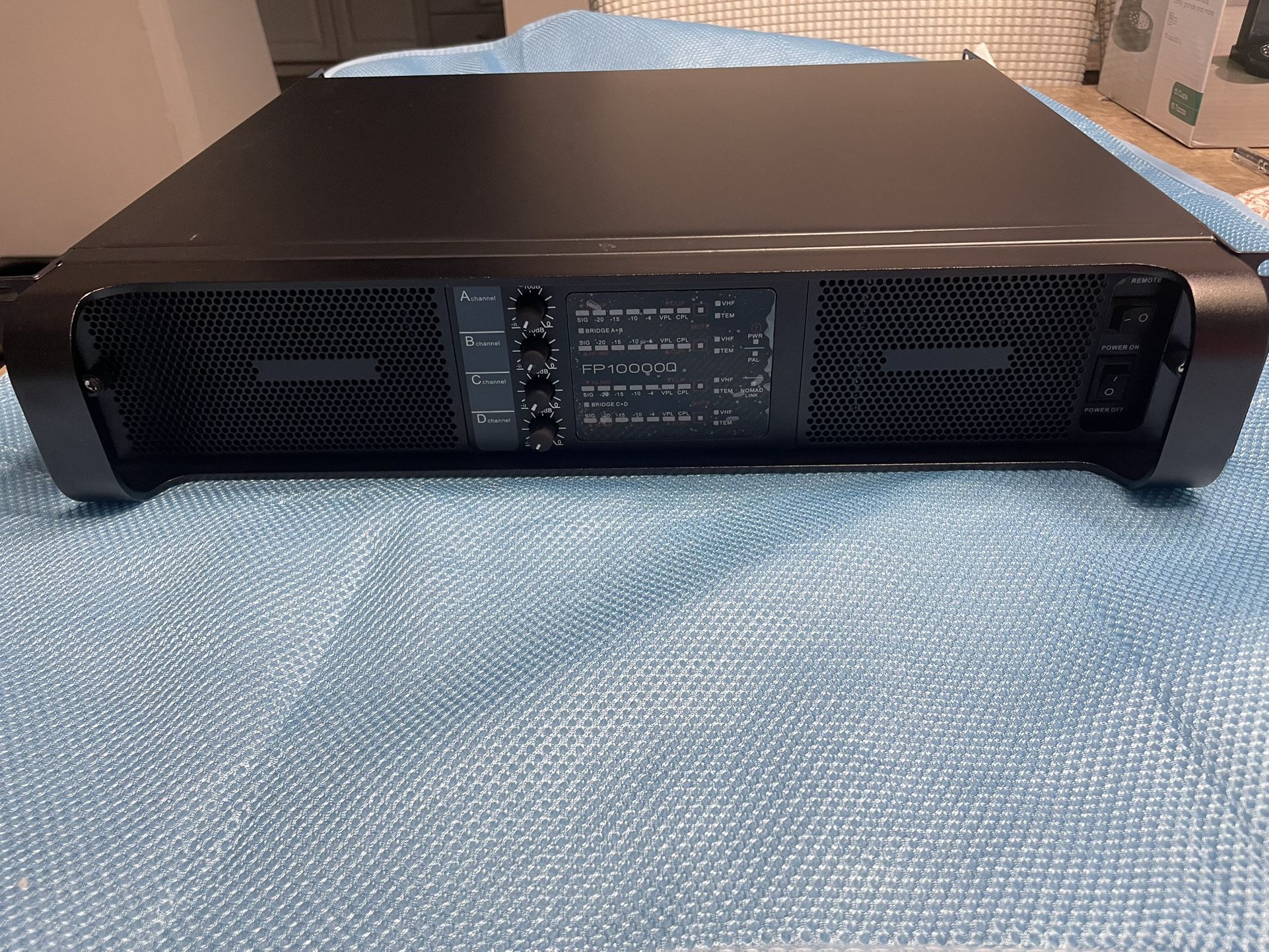 FP10000Q 4 Channel Digital Power Amplifier