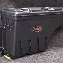 Tool box 2007 - 2019 Silverado / Sierra - $75

