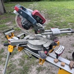 METABO MITER SAW 18V CORDLESS W/  DEWALT STAND ! 