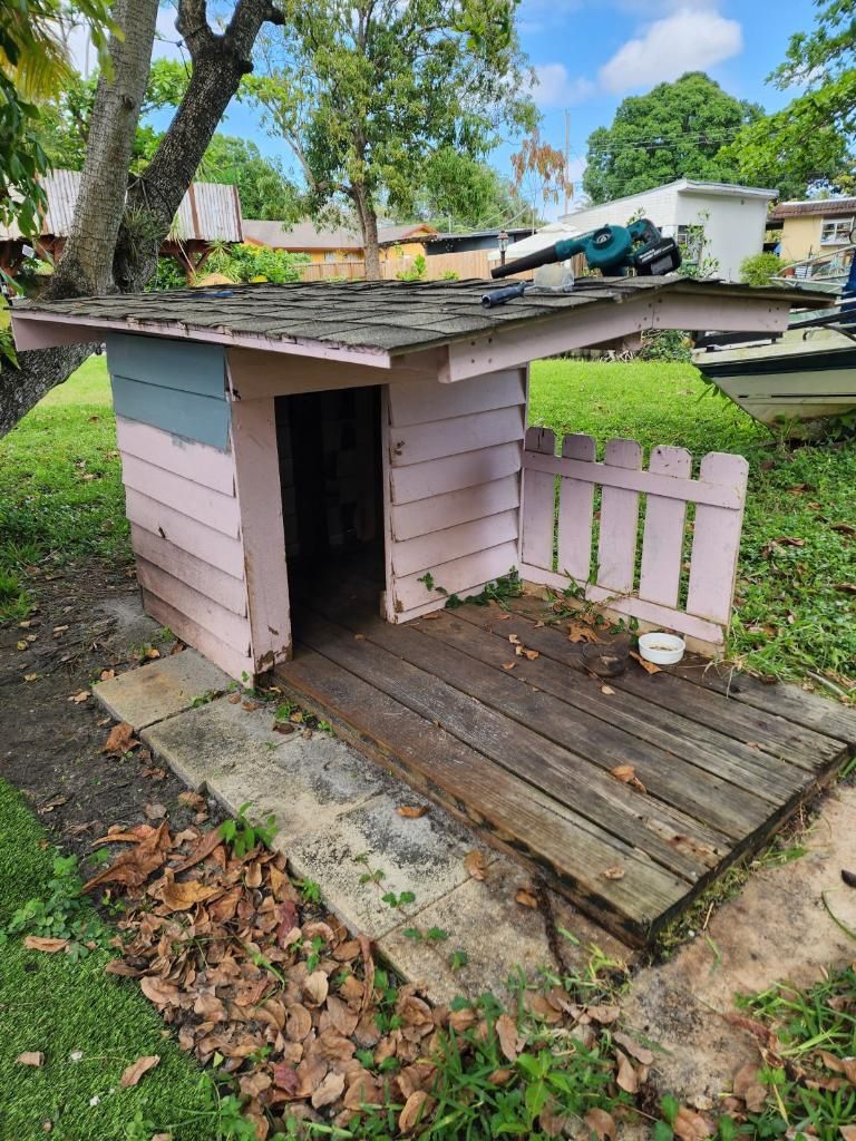 Extra Large Dog House