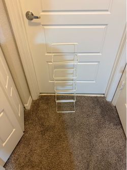Shoe rack