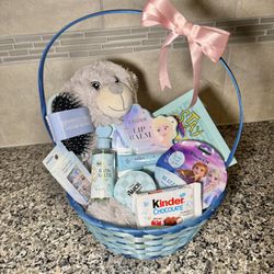 ❄️ Frozen-Themed Gift Basket, Perfect for Girls! ❄️