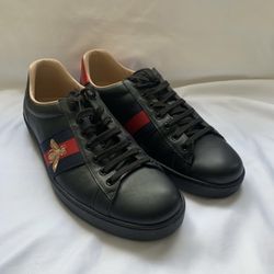 Used! Authentic! GUCCI MEN'S ACE EMBROIDERED SNEAKER