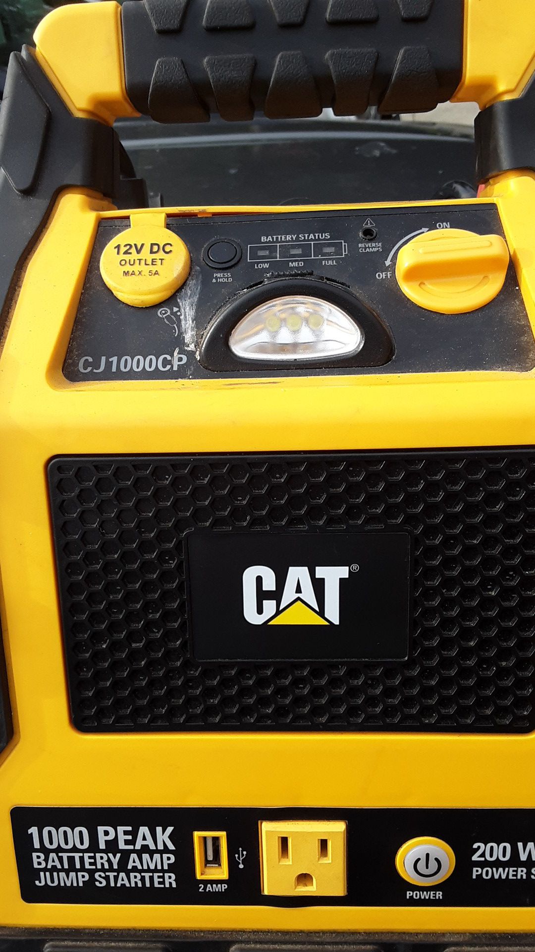 CAT 1000 watt jump box and compressor